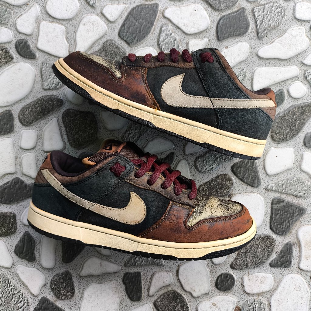 Sb Dunk Low Strummer